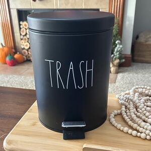 Rae Dunn Trash Bin